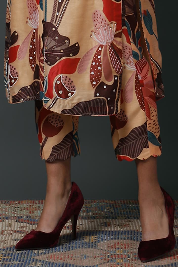 Beige Cotton Silk Digital Printed Kurta Set by VINNY KHURANA OFFICIAL at Pernia's Pop Up Shop