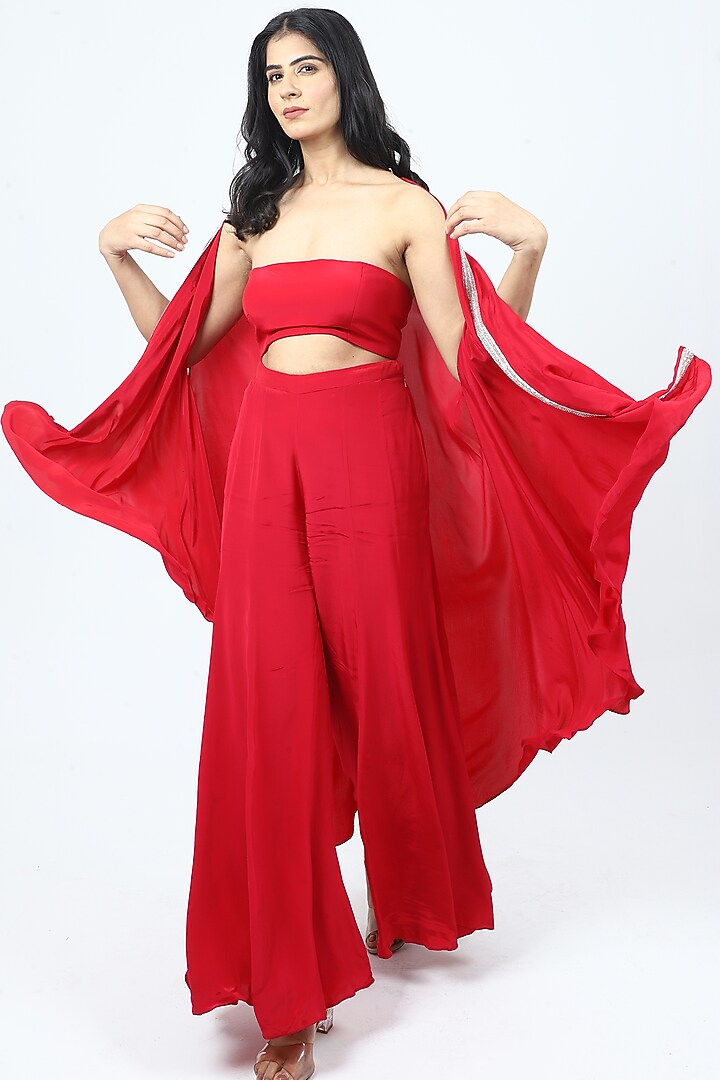 Pink Crepe Cutdana Embroidery Cape Set by VILAAS at Pernia's Pop Up Shop