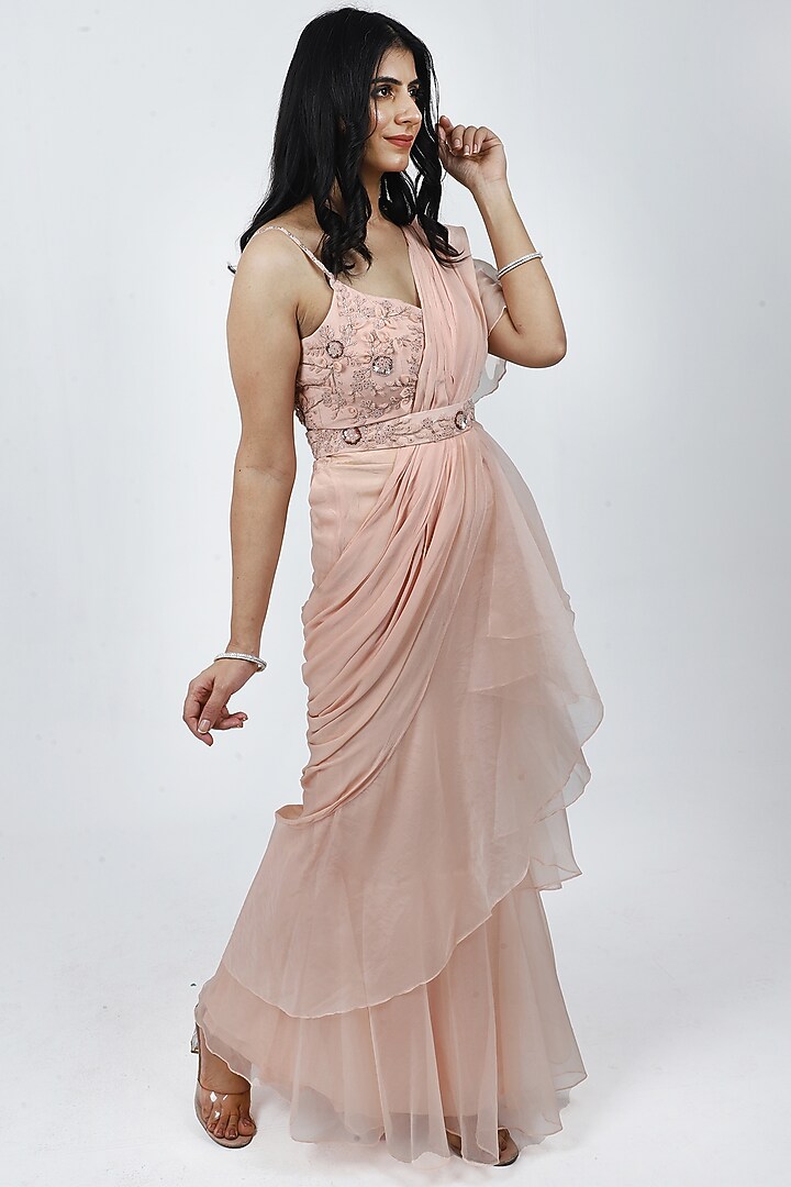 Peach Chiffon & Organza Draped Wedding Saree Set by VILAAS at Pernia's Pop Up Shop