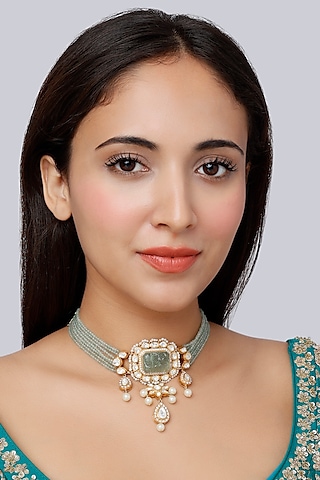 Gold Finish Kundan Polki Indo-Western Choker Necklace In Sterling Silver by Vinanti Manji