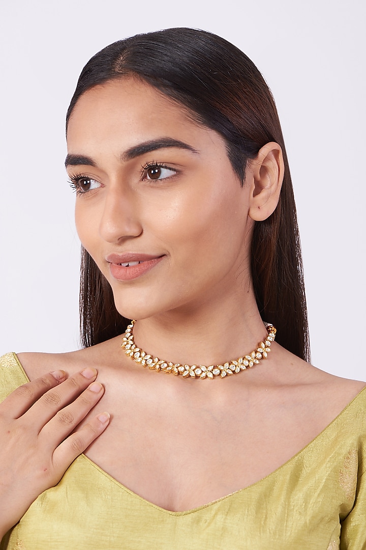 Gold Finish Kundan Polki Choker Necklace In Sterling Silver by Vinanti Manji