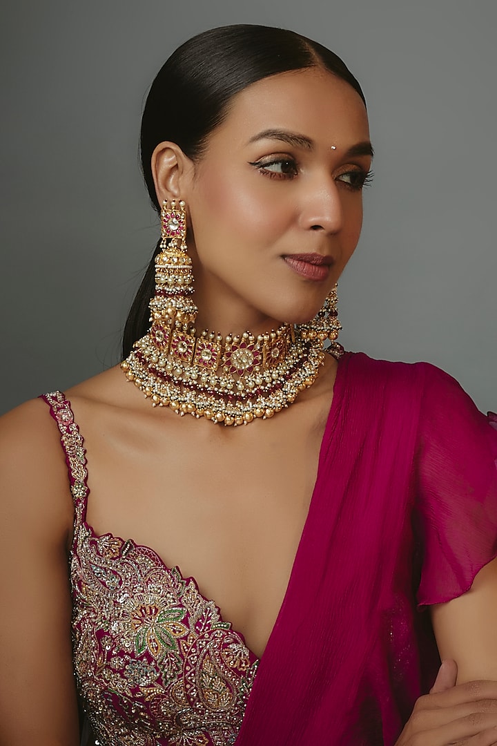 Gold Finish Kundan Polki Choker Necklace Set by Vivinia By Vidhi Mehra at Pernia's Pop Up Shop