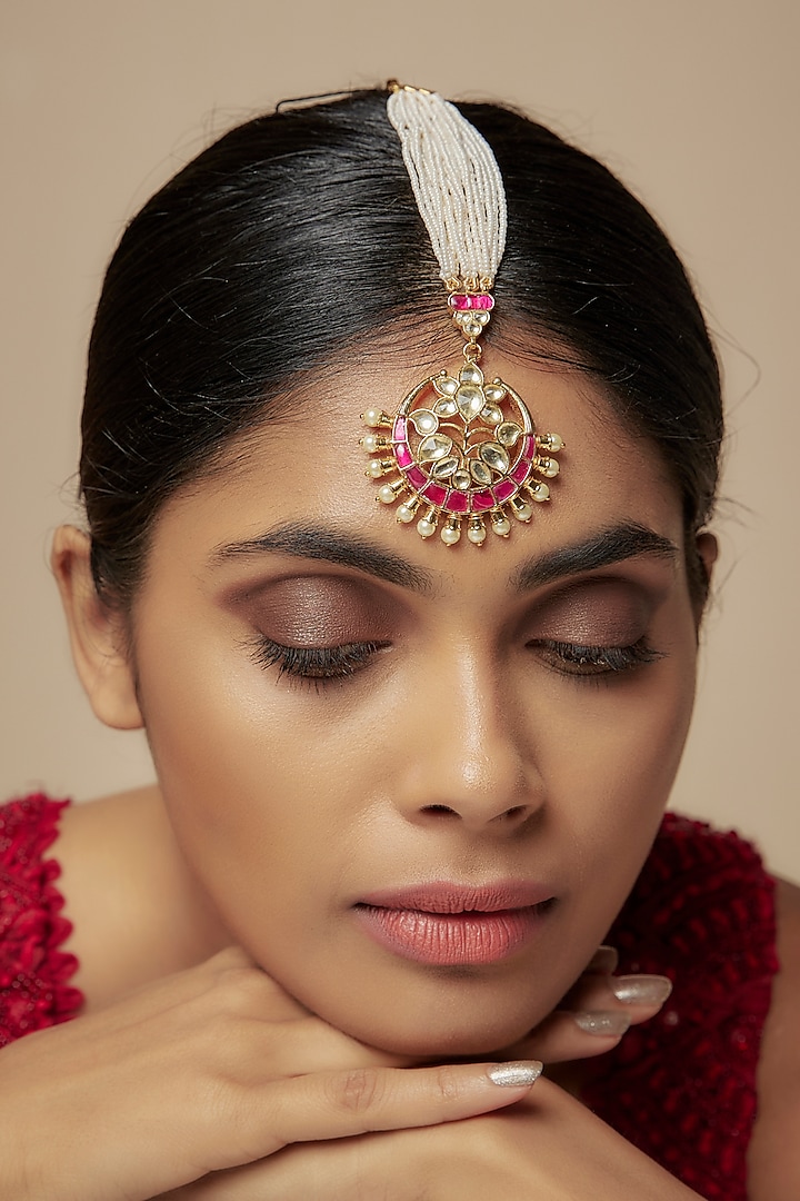 Gold Finish Kundan Polki & Pink Beaded Maangtikka by Vivinia By Vidhi Mehra