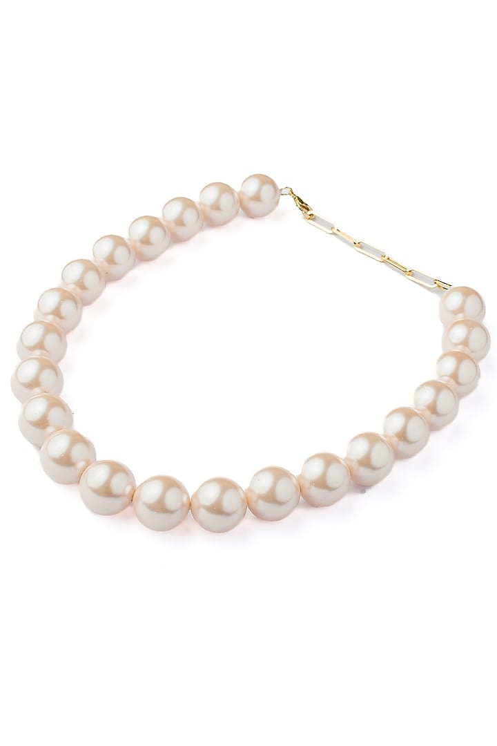 White Pearl Floral Necklace by Vivinia By Vidhi Mehra at Pernia's Pop Up Shop