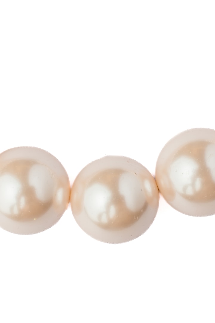 White Pearl Floral Necklace by Vivinia By Vidhi Mehra at Pernia's Pop Up Shop