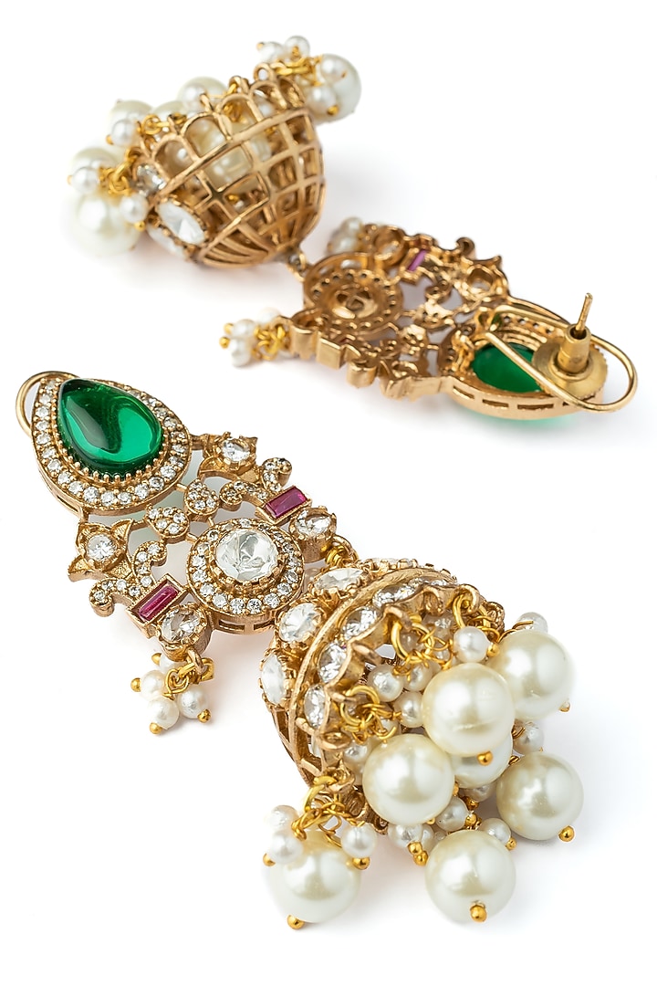 Gold Finish Kundan Polki & Emerald Green Stone Choker Necklace Set by Vivinia By Vidhi Mehra at Pernia's Pop Up Shop