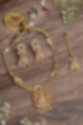 Gold Finish Pendant Necklace Set by Vivinia By Vidhi Mehra at Pernia's Pop Up Shop
