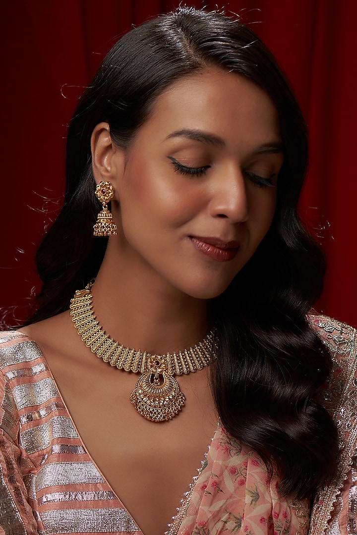 Gold Finish Temple Choker Necklace Set by Vivinia By Vidhi Mehra at Pernia's Pop Up Shop