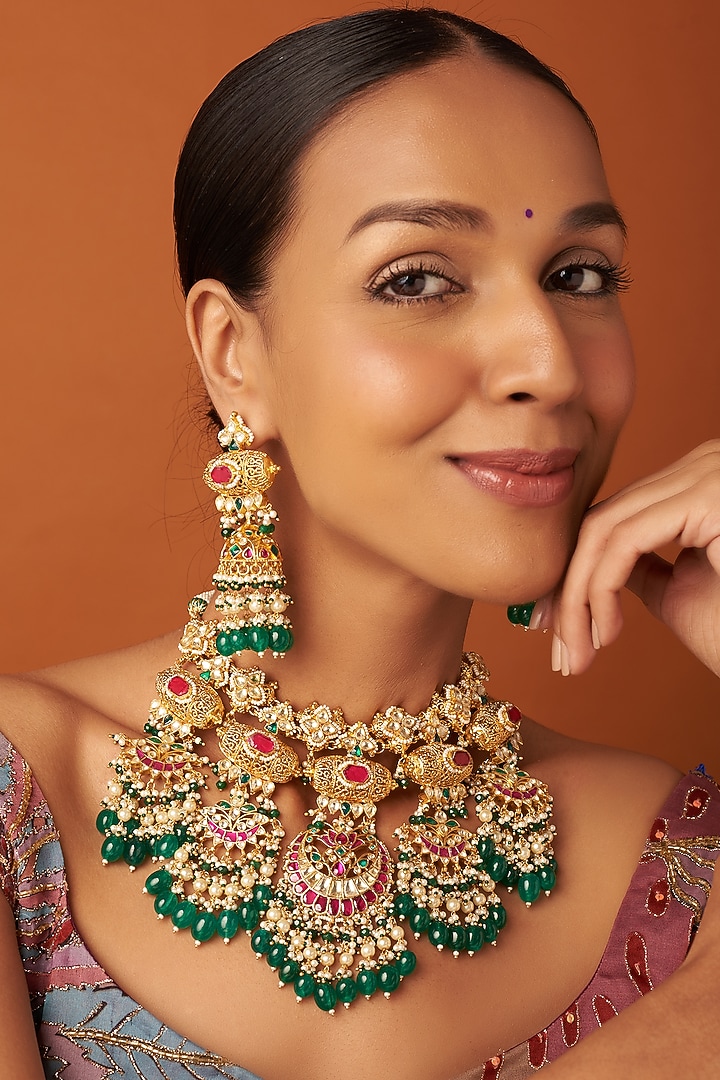 Gold Finish Kundan Polki Choker Necklace Set by Vivinia By Vidhi Mehra at Pernia's Pop Up Shop