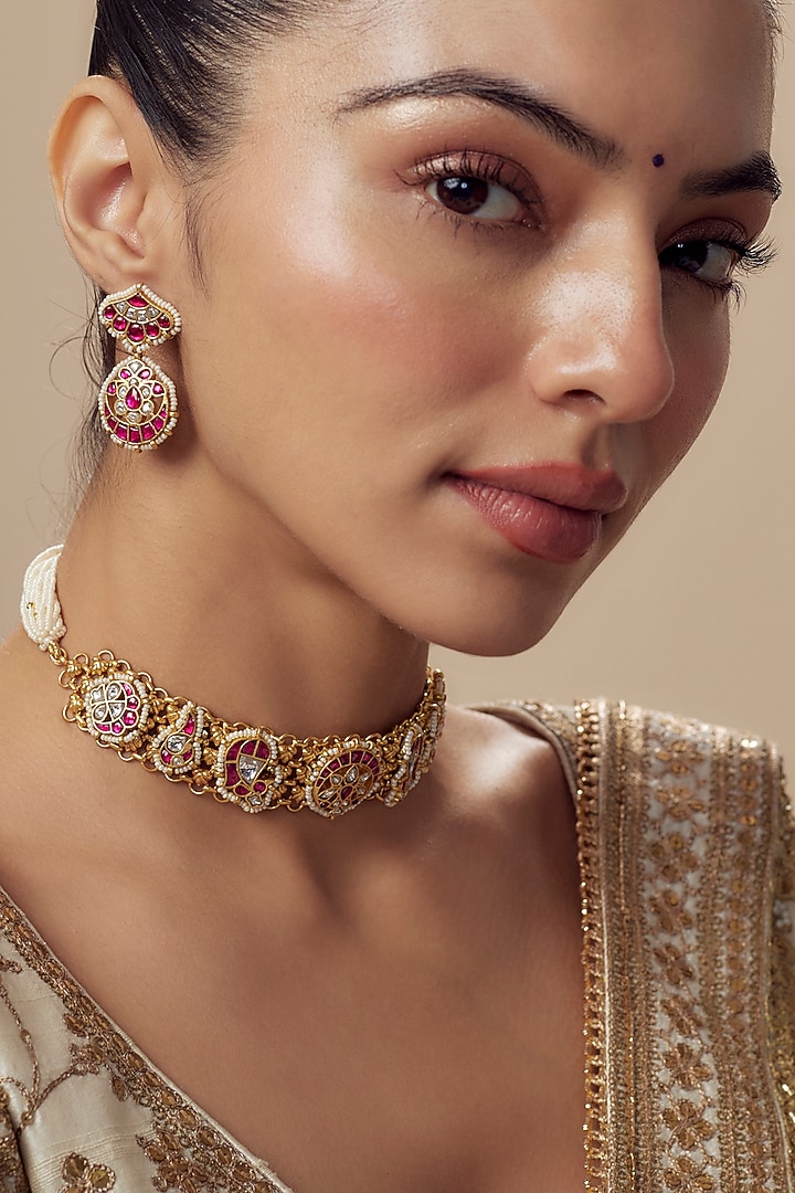 Gold Finish Kundan Polki & Red Stone Choker Necklace Set by Vivinia By Vidhi Mehra at Pernia's Pop Up Shop