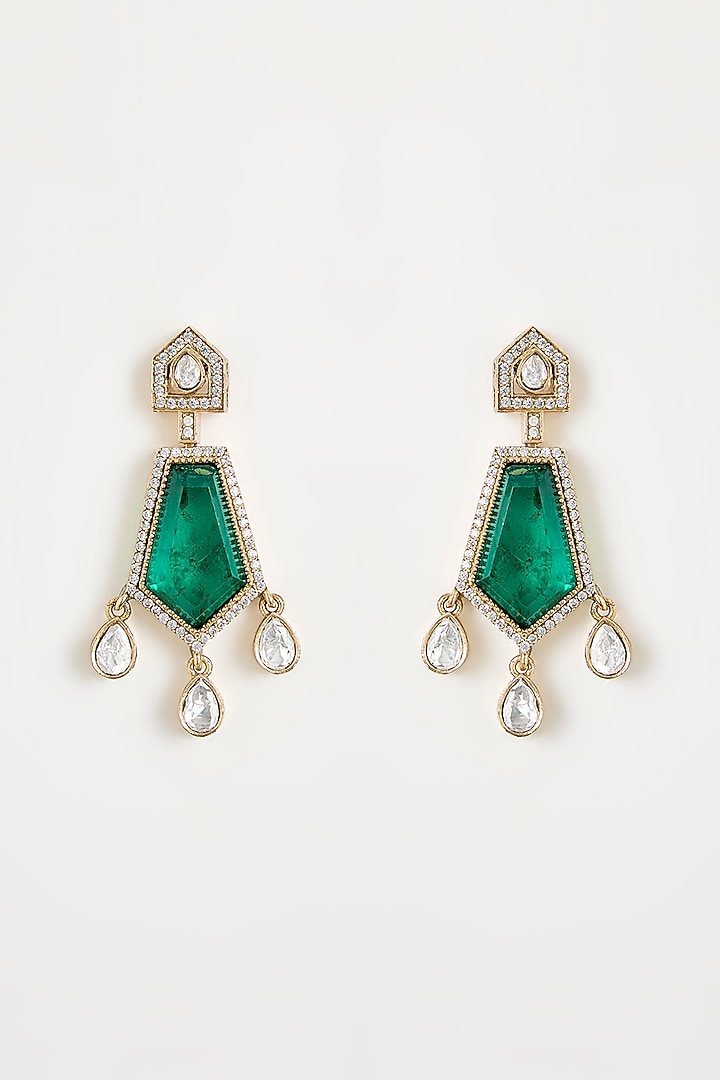 Gold Finish Kundan Polki & Emerald Drop Pendant Necklace Set by Vivinia By Vidhi Mehra at Pernia's Pop Up Shop