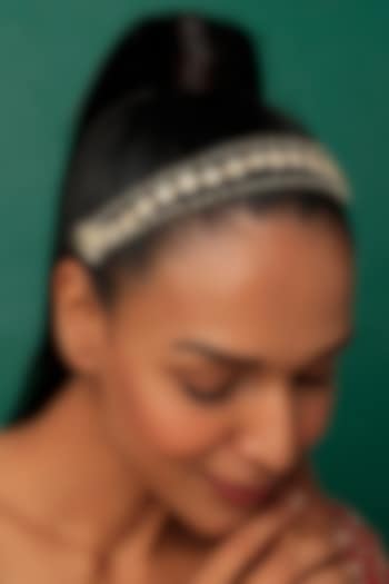 Gold Finish Kundan Polki Headpiece by Vivinia By Vidhi Mehra at Pernia's Pop Up Shop