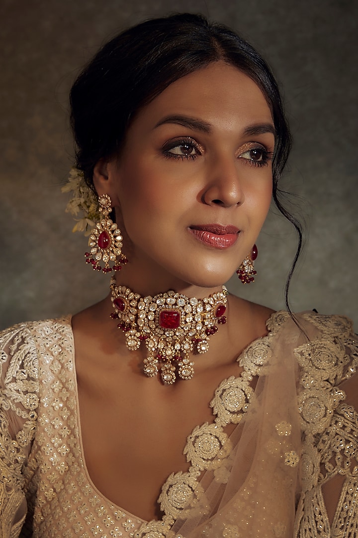 Gold Finish Red Kundan Polki Choker Necklace Set by Vivinia By Vidhi Mehra at Pernia's Pop Up Shop