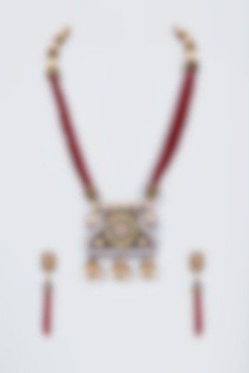 Gold Finish Synthetic Stone Mala Necklace Set by Vivinia By Vidhi Mehra