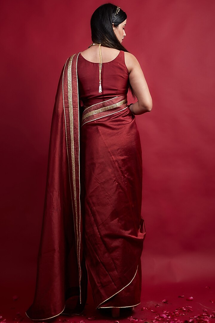 Maroon Chanderi Handloom Embroidered Festive Saree Set by Vinusto at Pernia's Pop Up Shop
