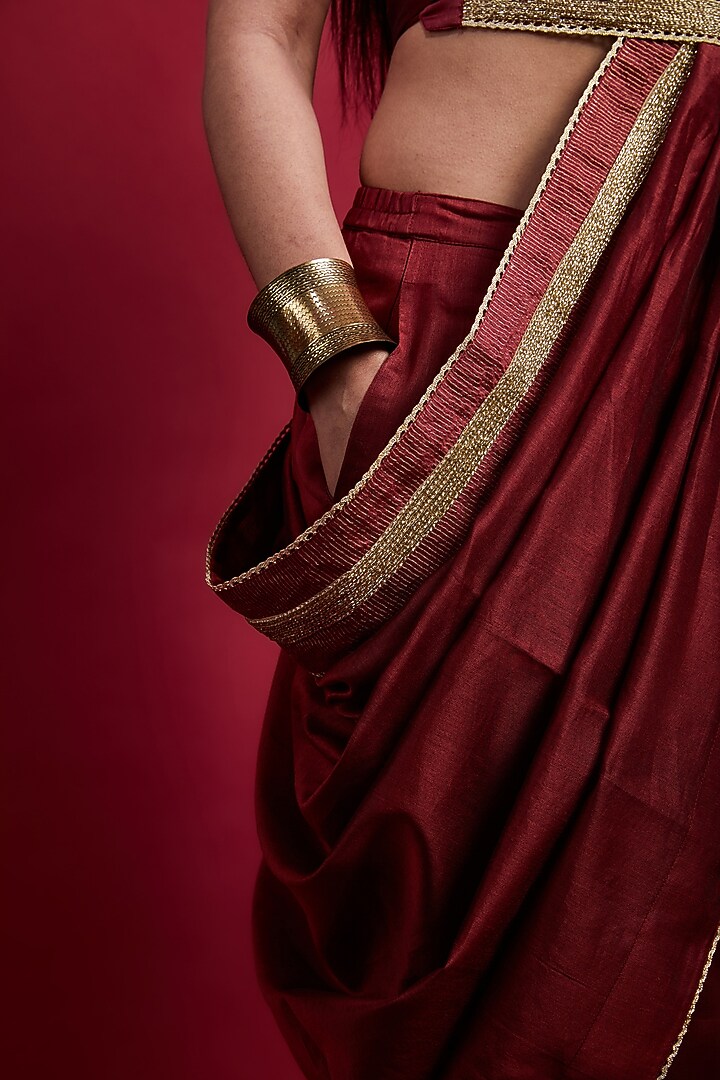 Maroon Chanderi Handloom Embroidered Festive Saree Set by Vinusto at Pernia's Pop Up Shop