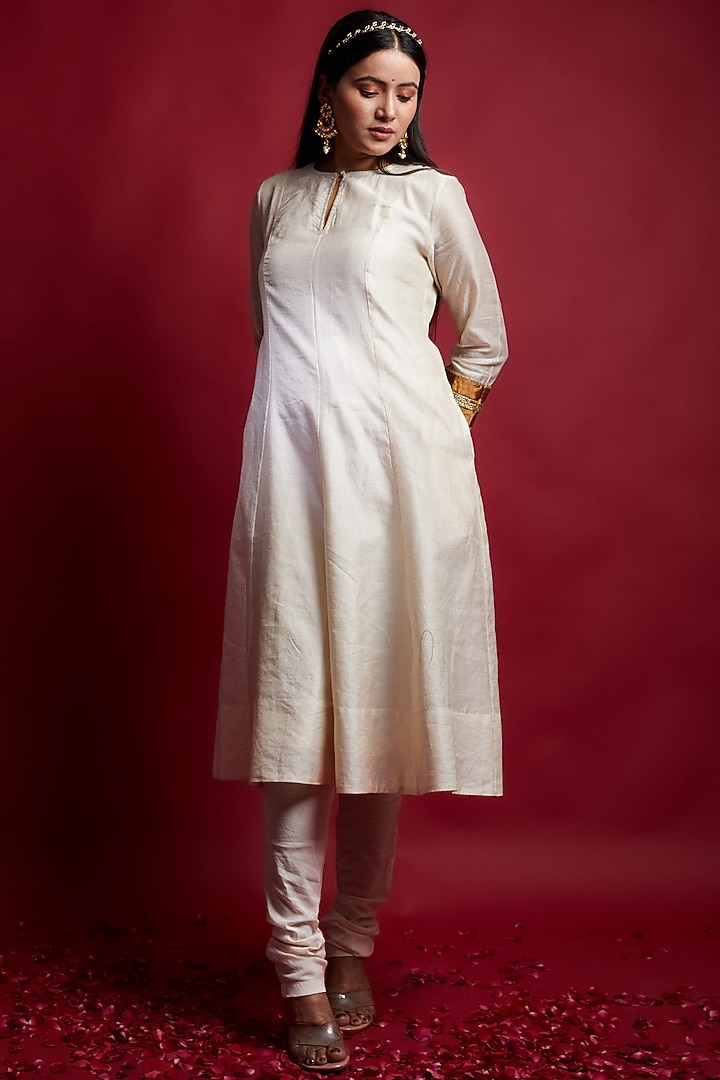 Ivory Chanderi Handloom Party Wear Anarkali Set by Vinusto at Pernia's Pop Up Shop