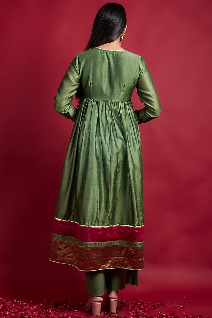 Olive Green Chanderi Handloom Anarkali Set by Vinusto at Pernia's Pop Up Shop
