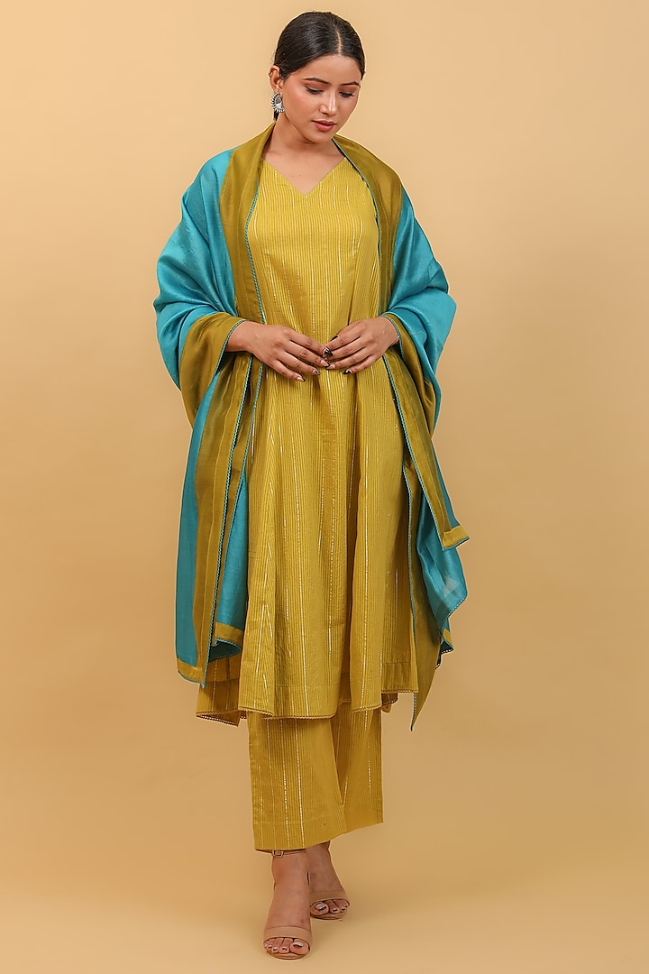 Lime Yellow Pure Cotton Kurta Set by Vinusto