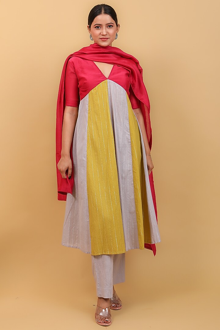 Grey & Lime Color-Blocked Anarkali Set by Vinusto at Pernia's Pop Up Shop