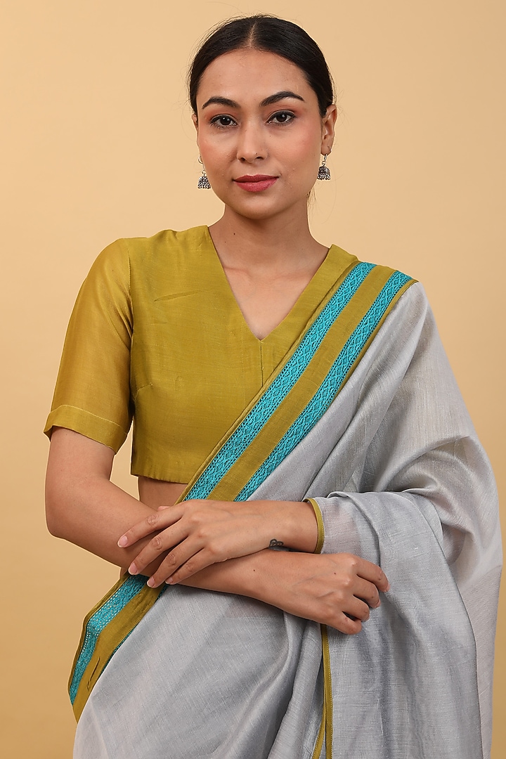 Grey Handwoven Chanderi Pre-Stitched Festive Saree Set by Vinusto at Pernia's Pop Up Shop