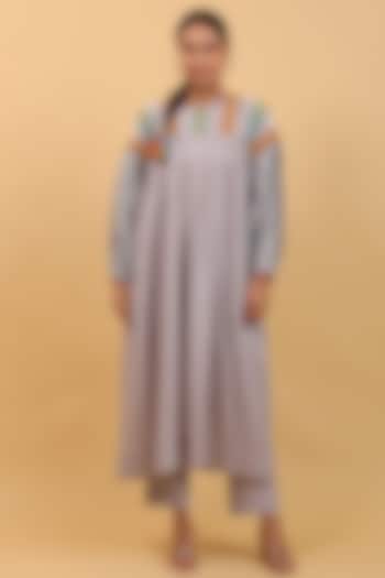 Grey Cotton Choga Kurta Set by Vinusto at Pernia's Pop Up Shop