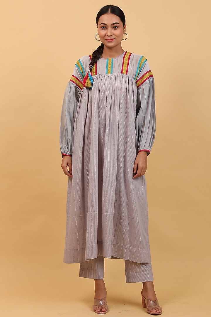 Grey Cotton Choga Kurta Set by Vinusto at Pernia's Pop Up Shop