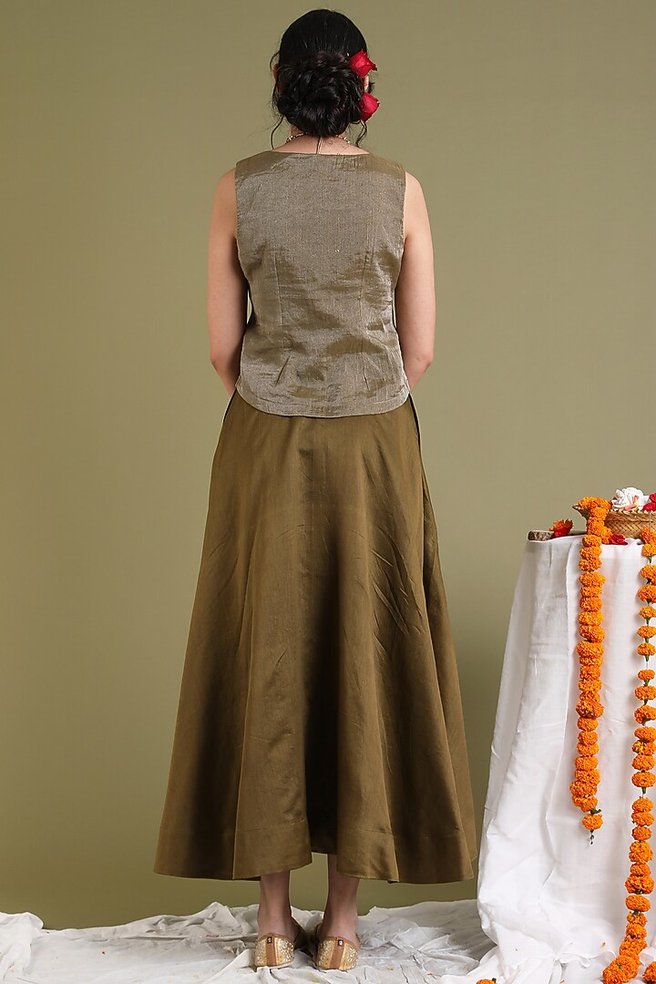 Tobacco Brown Handwoven Chanderi Skirt Set by Vinusto at Pernia's Pop Up Shop