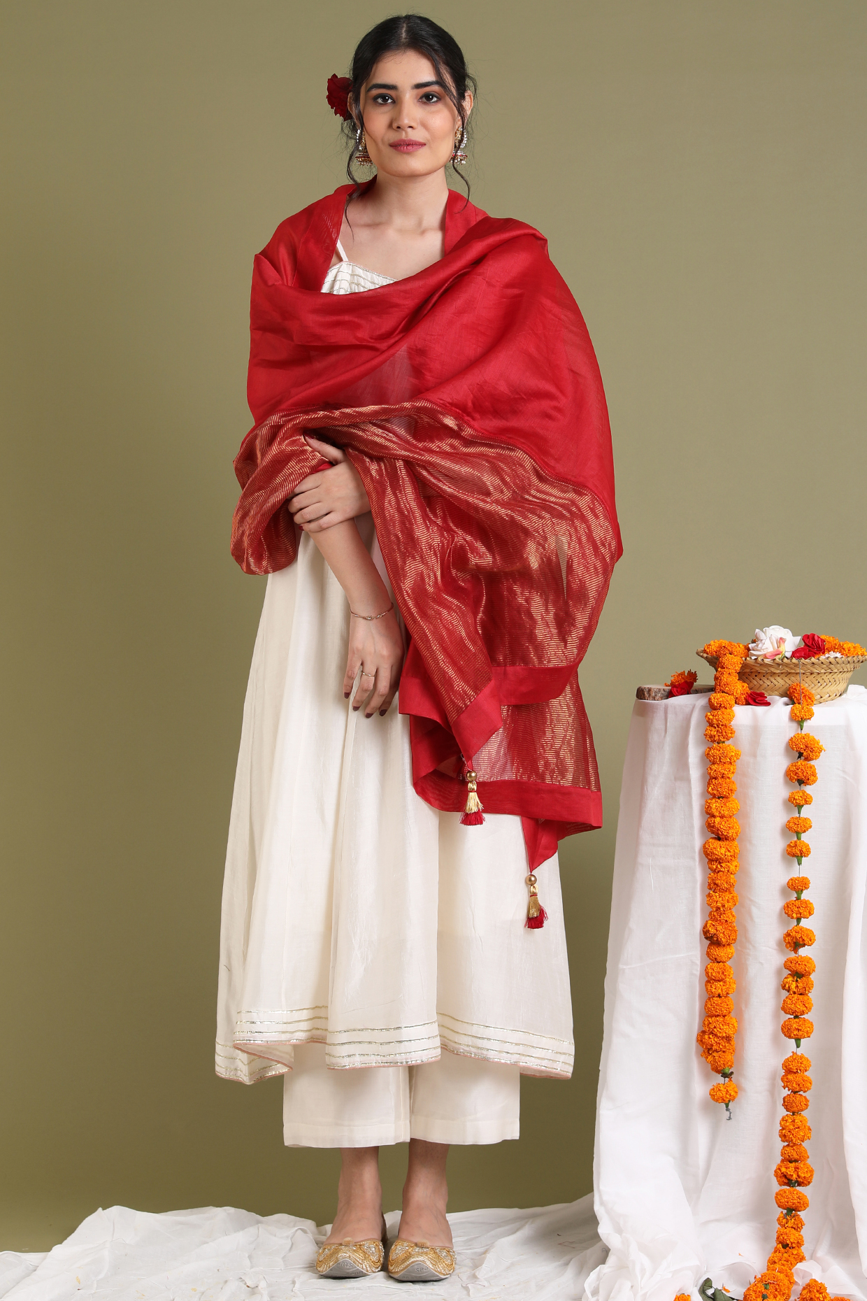 Off-White Embroidered Anarkali Set by Vinusto