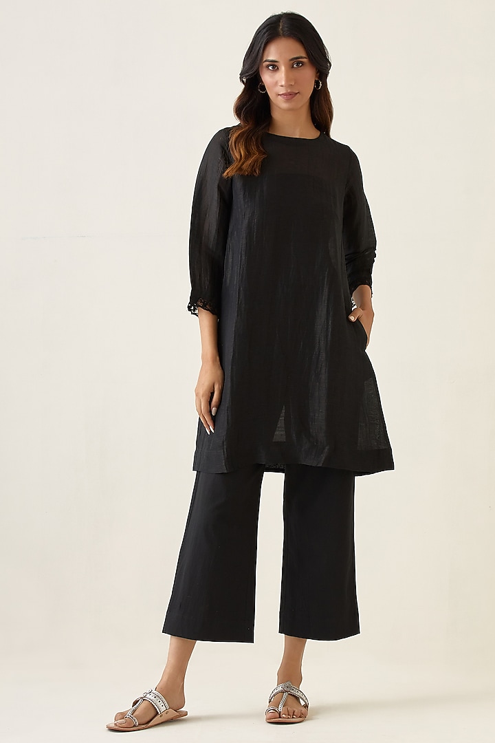 Black Handwoven Pure Linen Silk Handcrafted A-Line Kurta Set by Vinusto at Pernia's Pop Up Shop