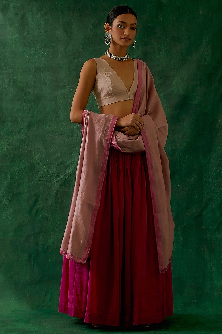 Fuchsia Chanderi Handloom Lehenga Set by Vinusto at Pernia's Pop Up Shop