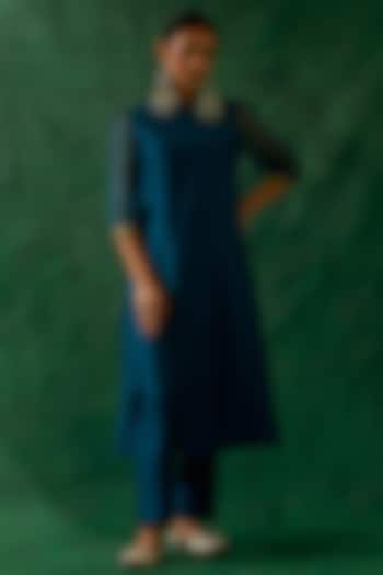 Teal Blue Handloom Chanderi & Katan Silk Lace Embroidered Kurta Set by Vinusto at Pernia's Pop Up Shop