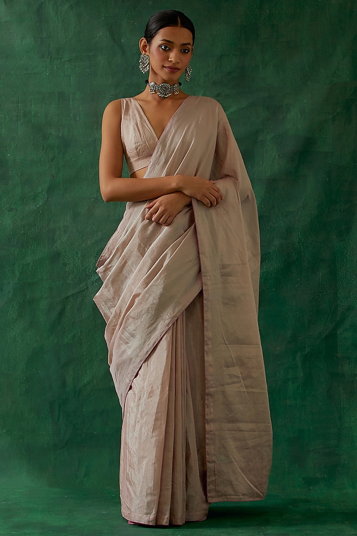 Pink-Silver Zari Silk & Chanderi Handcrafted Saree Set by Vinusto at Pernia's Pop Up Shop