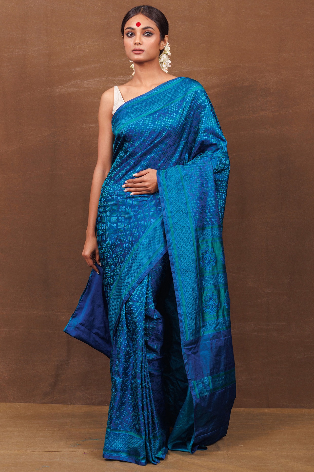 C J Enterprise Women's Banarasi Saree Pure Kanjivaram Silk Saree Soft  Design Wear Pattu Sarees Party Latest Cotton With Blouse Piece Kanchipuram  for Wedding sadi new Sari 2024 2023 (Brahmastra Blue) : Amazon.in: Fashion