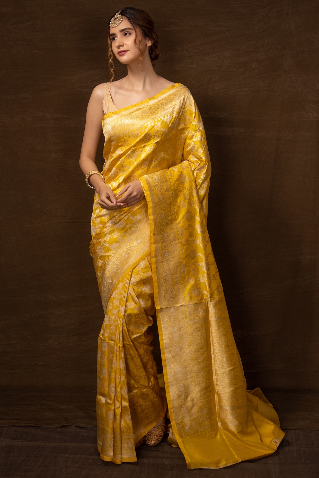 Buy Pandadi Saree Womens Banarasi Silk Patola Saree With Blouse Piece  (Grey) Online at Best Prices in India - JioMart.