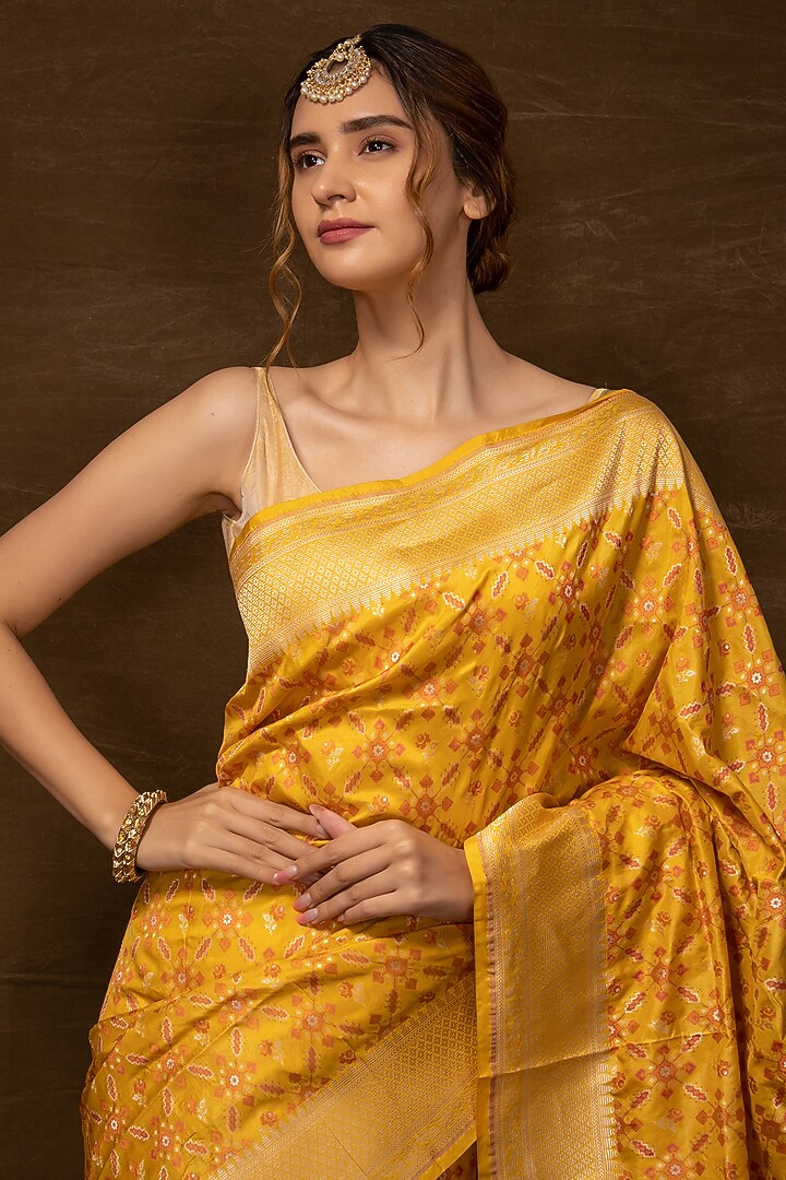 Yellow Pure Silk Handwoven Banarasi Wedding Saree by VISHWA at Pernia's Pop Up Shop