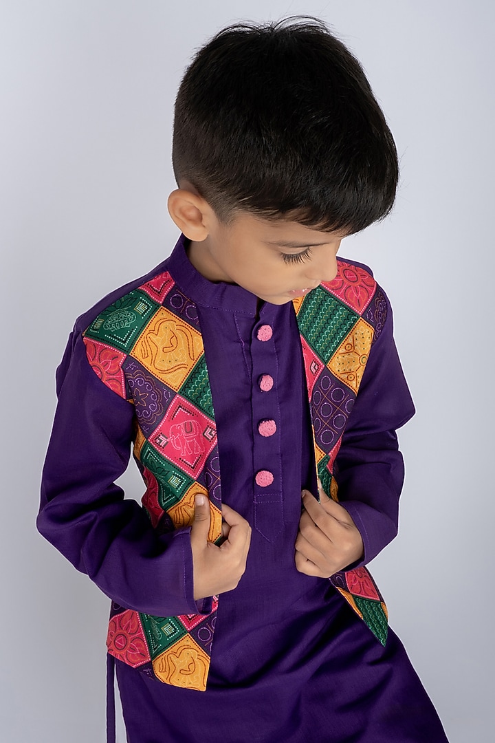 Multi-Colored Cotton Bandhani Kurta Set For Boys by Vivedkids at Pernia's Pop Up Shop