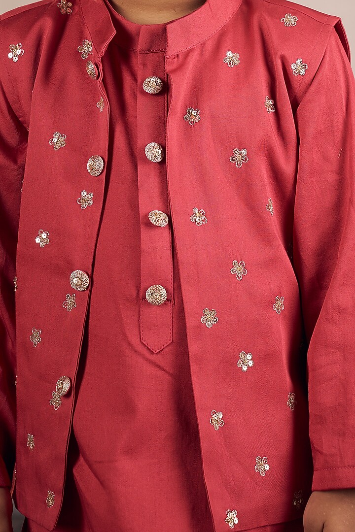 Cherry Red Cotton Boota Hand Embroidered Bundi Jacket Set For Boys by Vivedkids at Pernia's Pop Up Shop