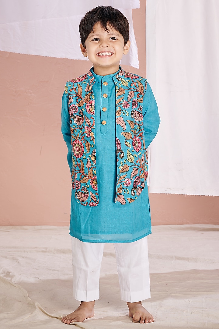 Blue Cotton Kalamkari Bundi Jacket Set For Boys by Vivedkids
