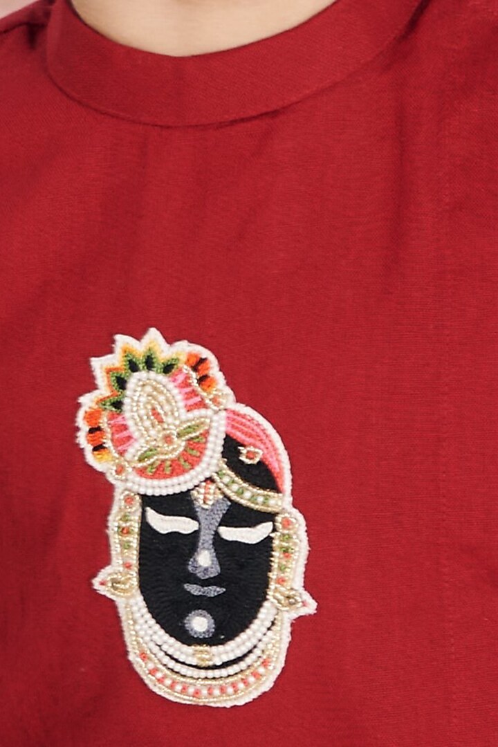 Maroon Linen Embrooidered Kurta Set For Boys by Vivedkids at Pernia's Pop Up Shop