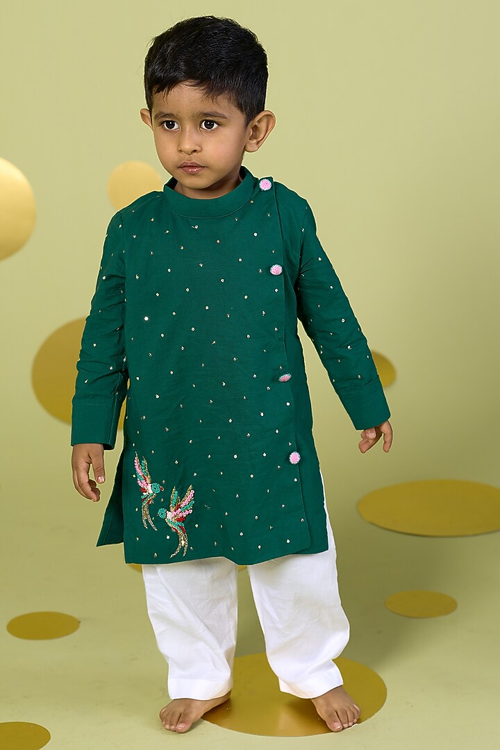 Green Cotton Mirror Hand Embroidered Kurta Set For Boys by Vivedkids
