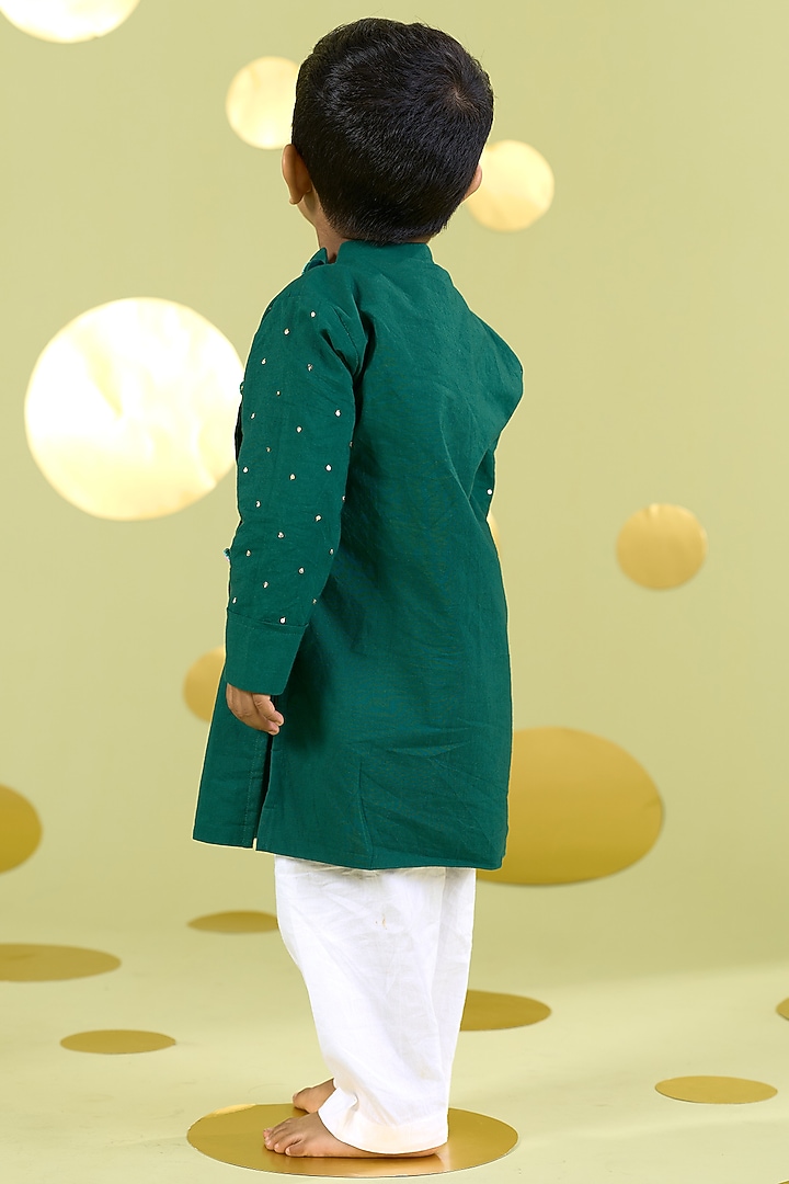Green Cotton Mirror Hand Embroidered Kurta Set For Boys by Vivedkids at Pernia's Pop Up Shop