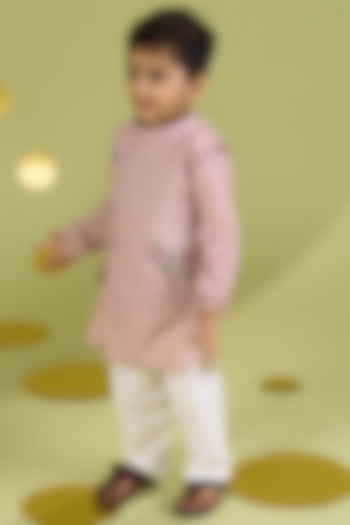 Peach Cotton Mirror Hand Embroidered Bundi Jacket Set For Boys by Vivedkids