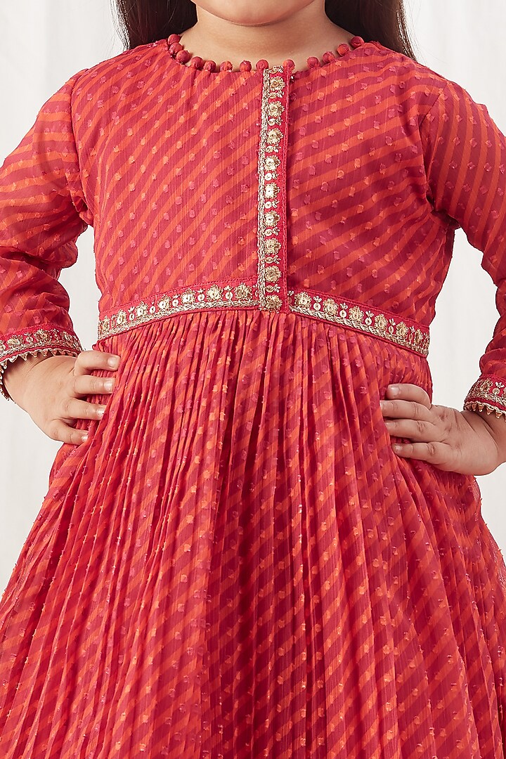 Red Chiffon Printed Lehenga Set For Girls by Vivedkids at Pernia's Pop Up Shop