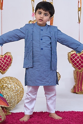 Blue Cotton Handwork Bundi Jacket Set For Boys by Vivedkids