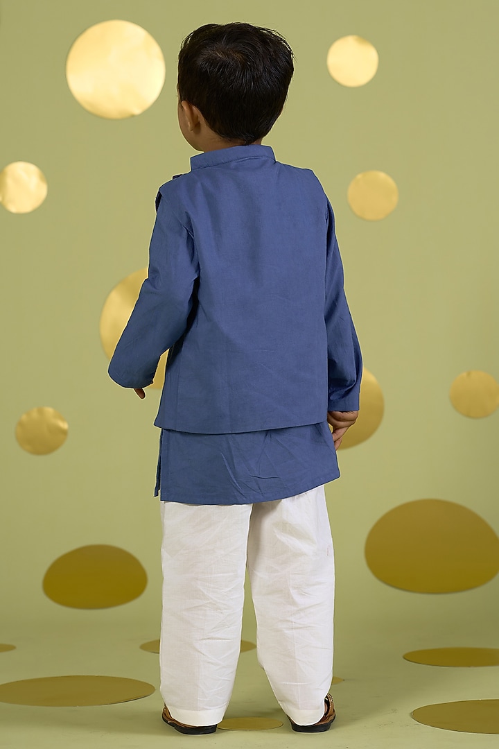 Blue Cotton Hand Embroidered Bundi Jacket Set For Boys by Vivedkids at Pernia's Pop Up Shop