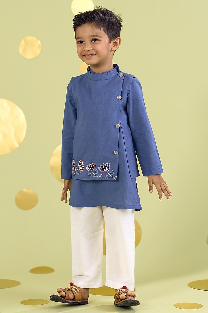 Blue Cotton Hand Embroidered Bundi Jacket Set For Boys by Vivedkids at Pernia's Pop Up Shop