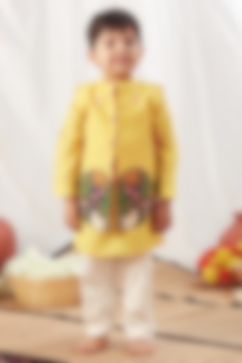 Yellow Cotton Pichwai Kurta Set For Boys by Vivedkids at Pernia's Pop Up Shop