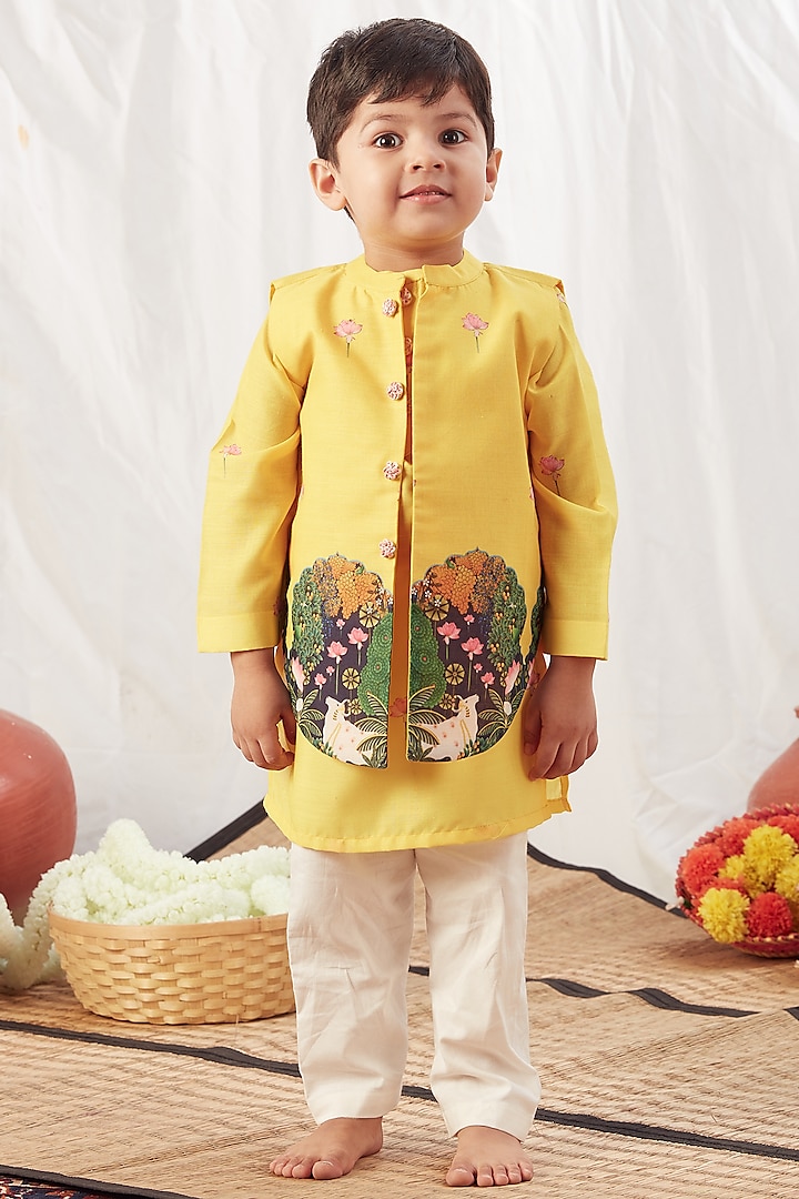 Yellow Pichwai Printed Bundi Jacket With Kurta Set For Boys by Vivedkids