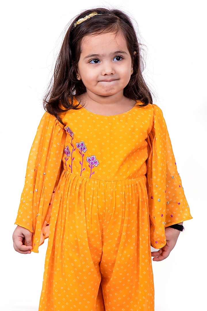 Yellow Chiffon Bandhani Printed Jumpsuit For Girls by Vivedkids at Pernia's Pop Up Shop